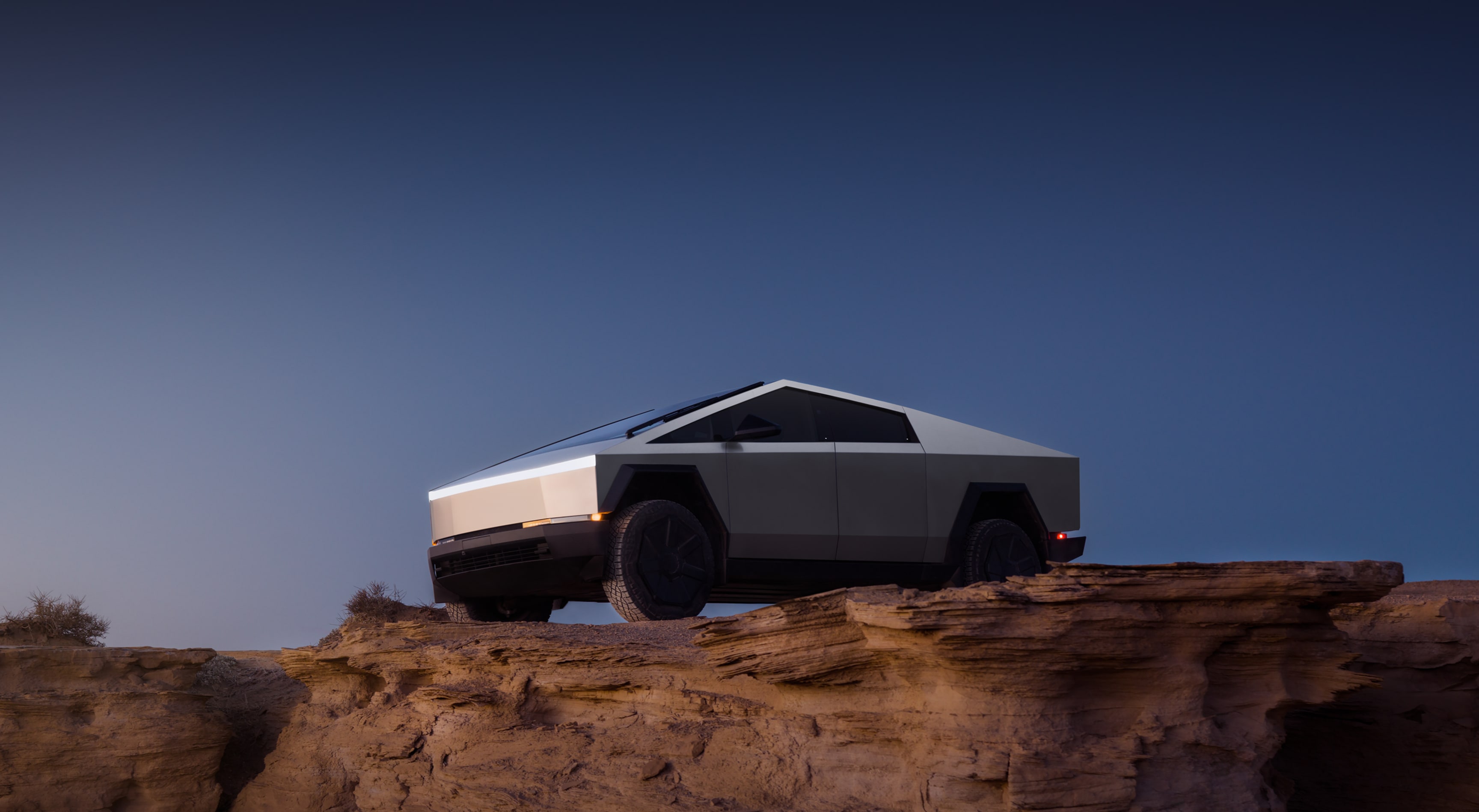 Tesla Cybertruck Elektro-Pickup in Seitenansicht