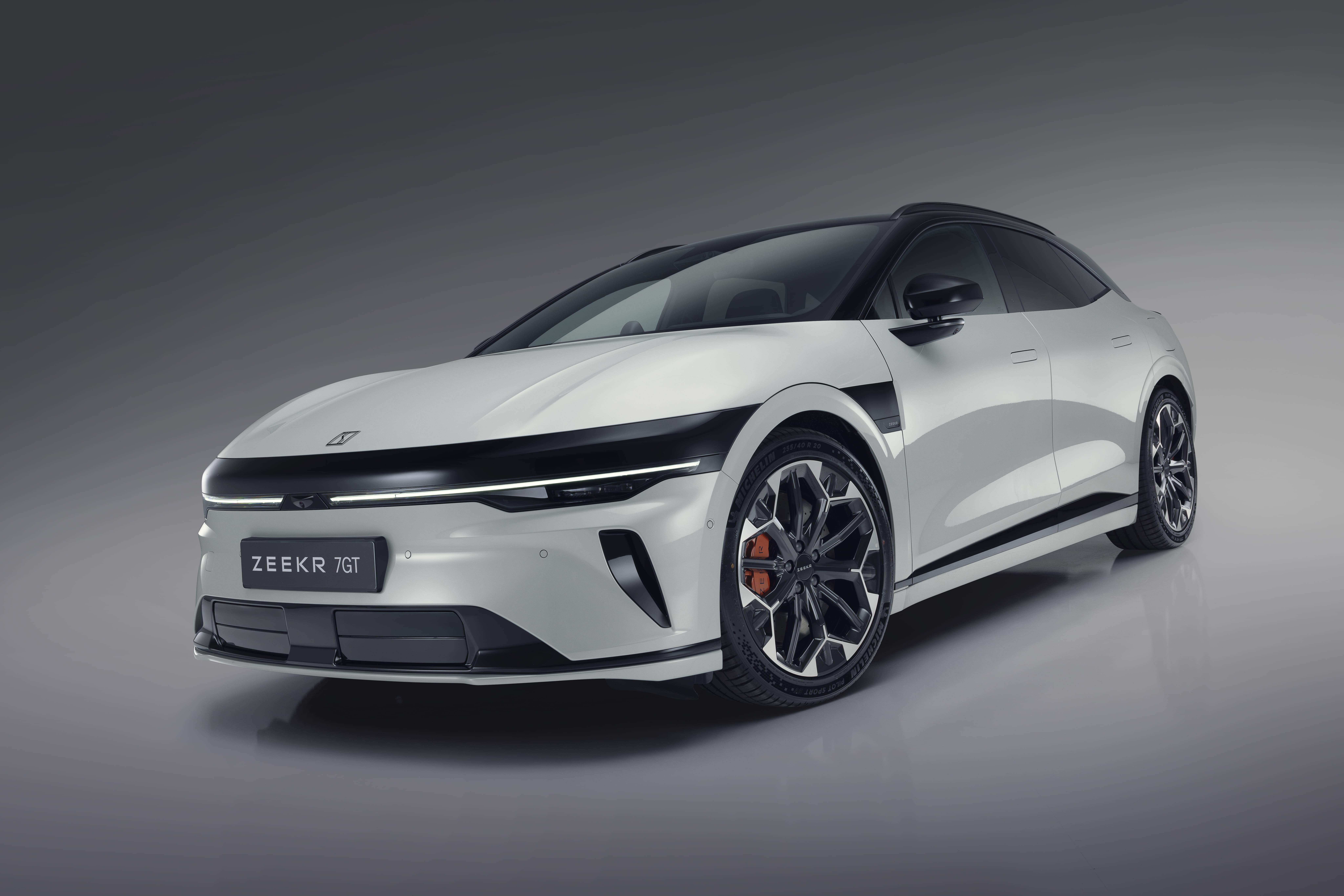 Zeekr 7GT elektrischer Shooting Brake in Weiß